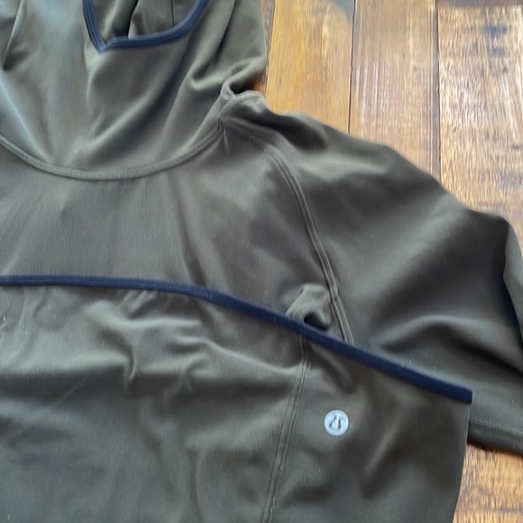 Lululemon Shape Up Pullover - Picture 6 of 8